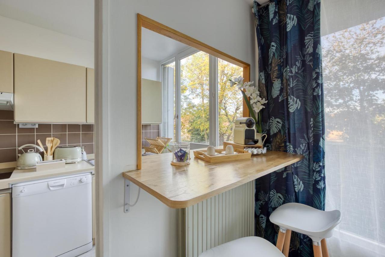 Escale De L'Yvette - 50M2 Cosy, Balcony & Parking Lejlighed Longjumeau Eksteriør billede